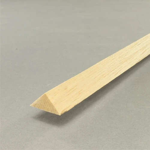Þríhyrndar tréræmur